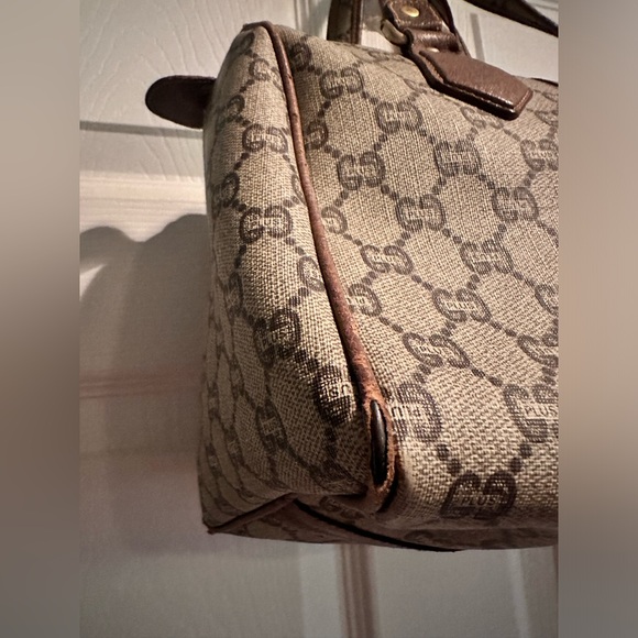 Gucci Plus - Picture 8 of 11